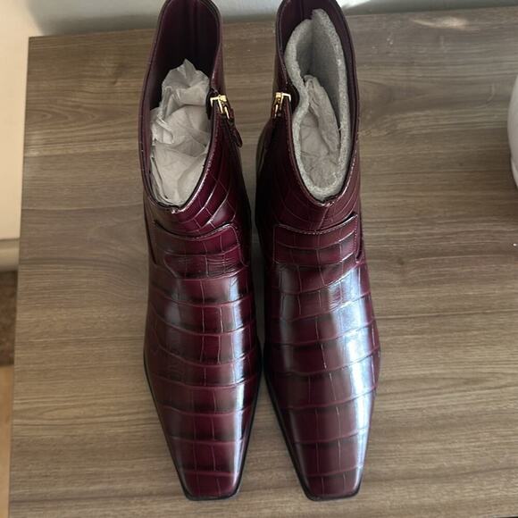 SCHUTZ Helena Crocodile Burgundy boots 8.5 - Picture 9 of 9